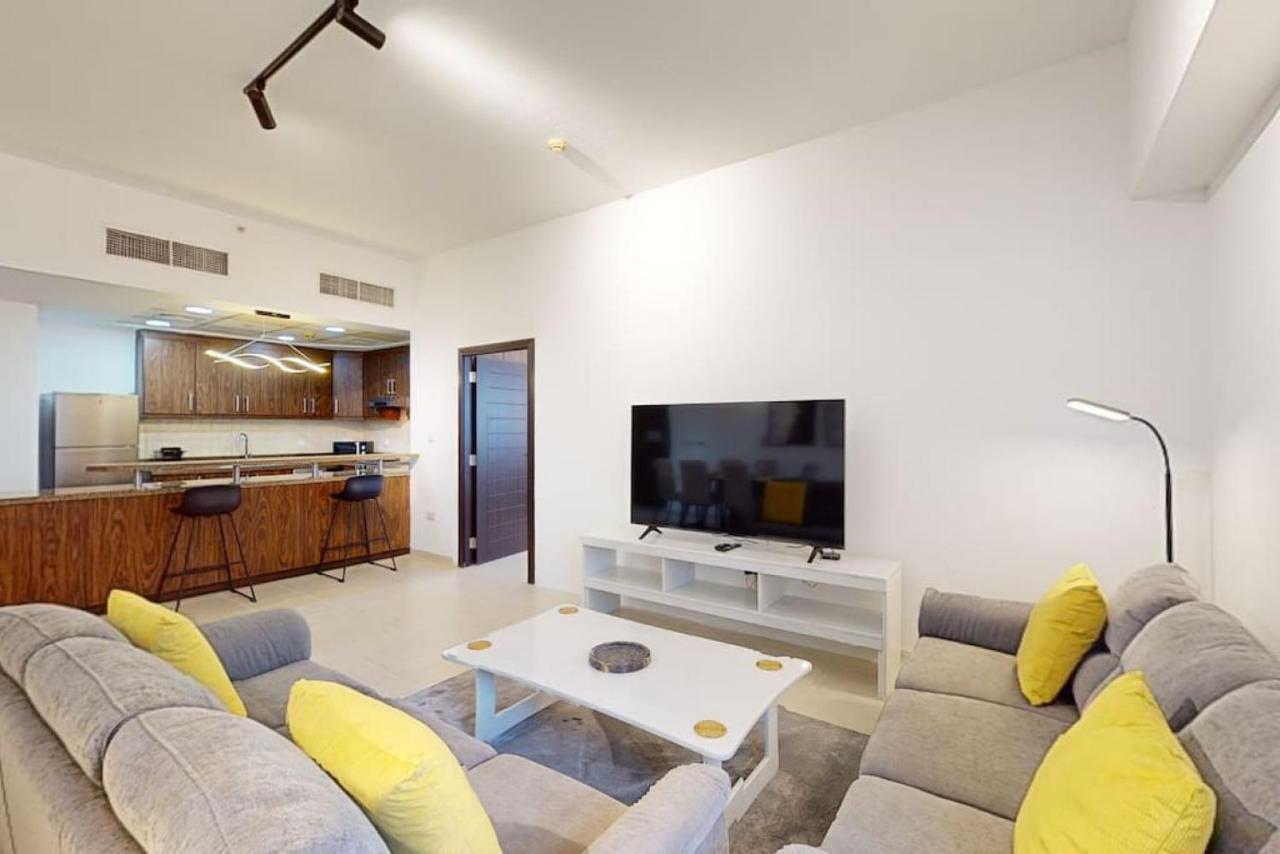 East Heights Tower B - Modern One Bedroom In Business Bay Apartment *