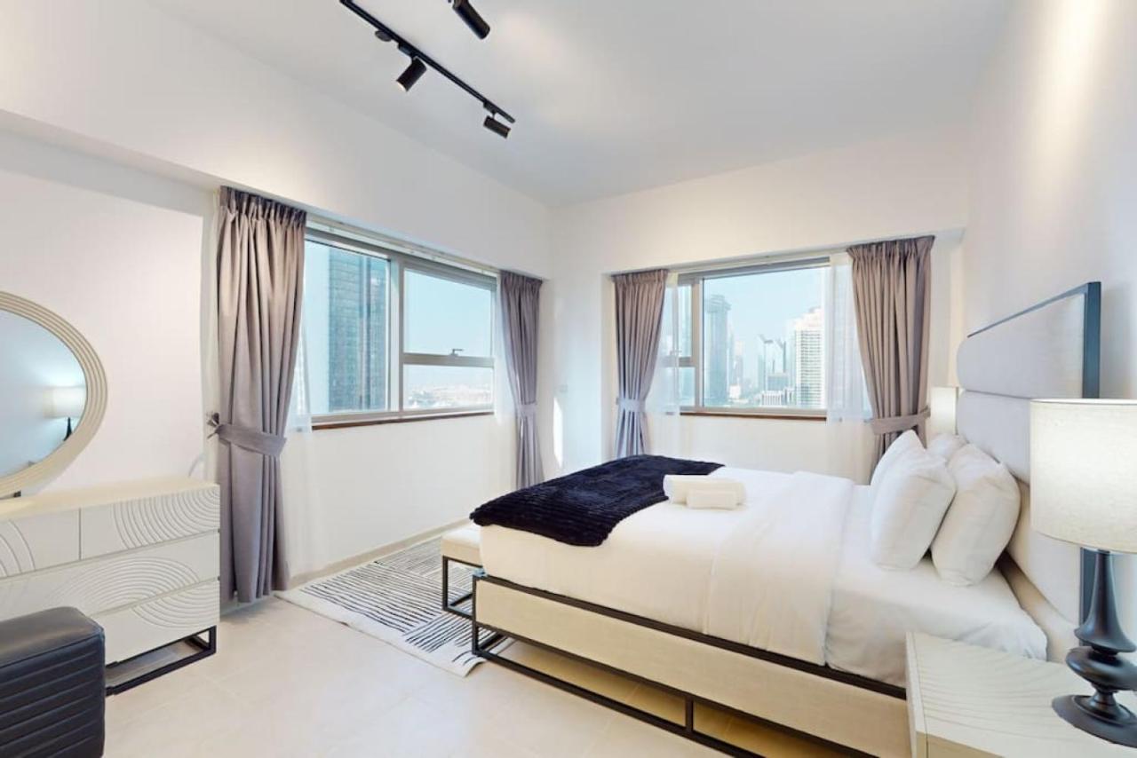 East Heights Tower B - Modern One Bedroom In Business Bay * Dubai
