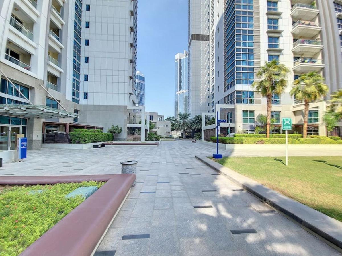 East Heights Tower B - Modern One Bedroom In Business Bay Apartment Dubai
